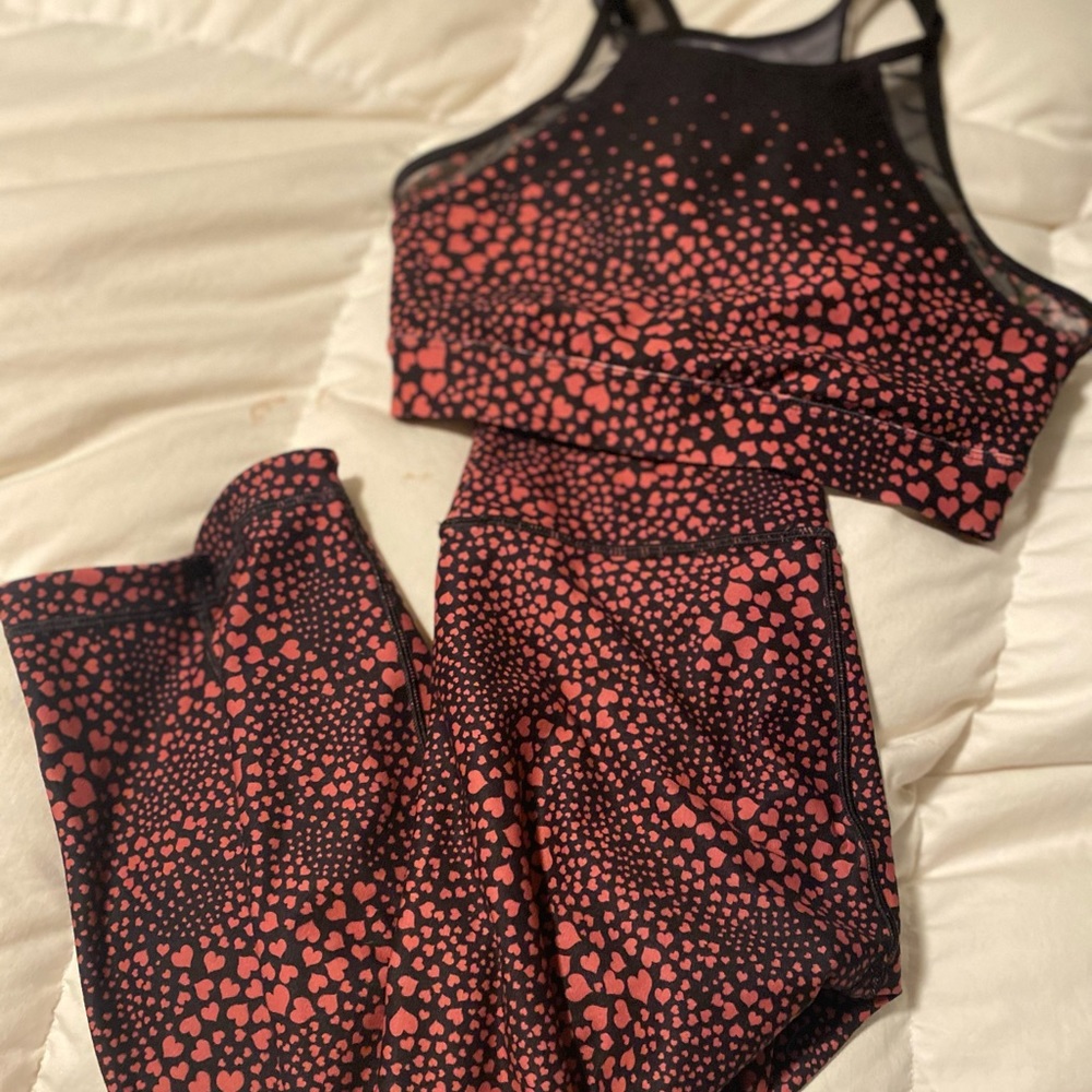 Wear it to heart sports bra and legging set